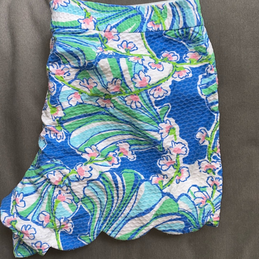 Lilly Pulitzer buttercup shorts